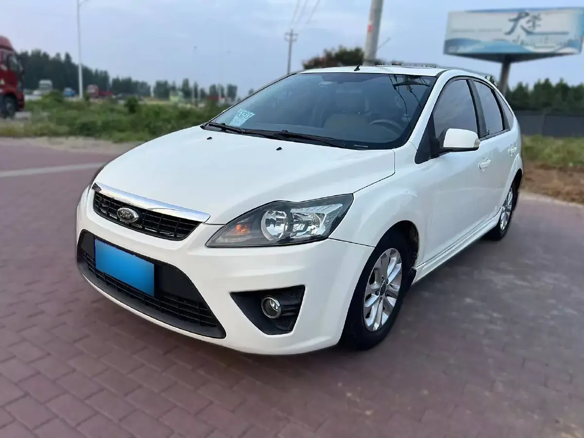 2011 Ford Focus 1.8L 124HP L4 4AT