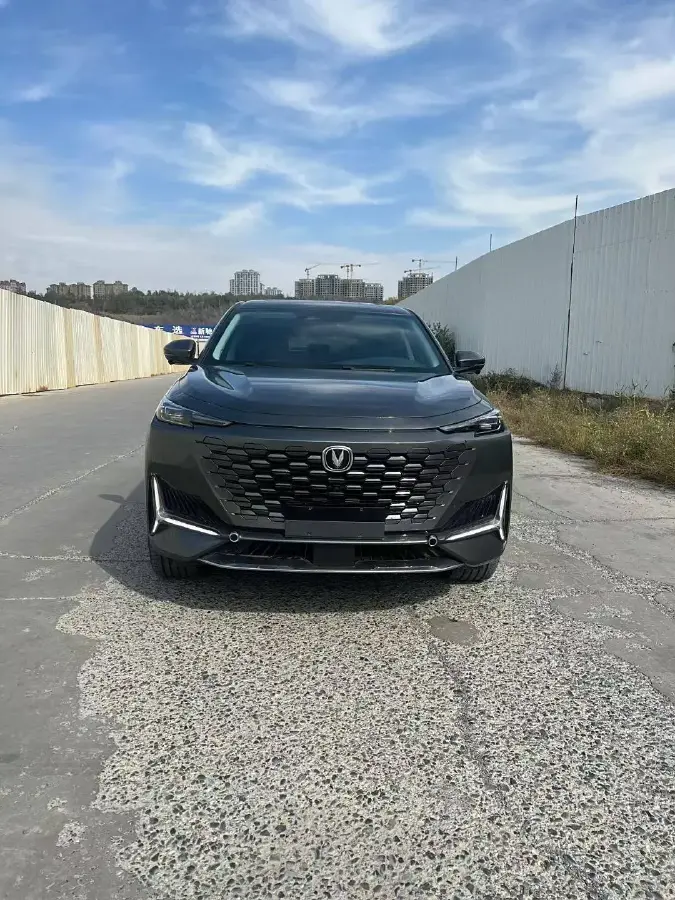 2021 ChangAn UNI-K 2.0T 233HP L4 8AT