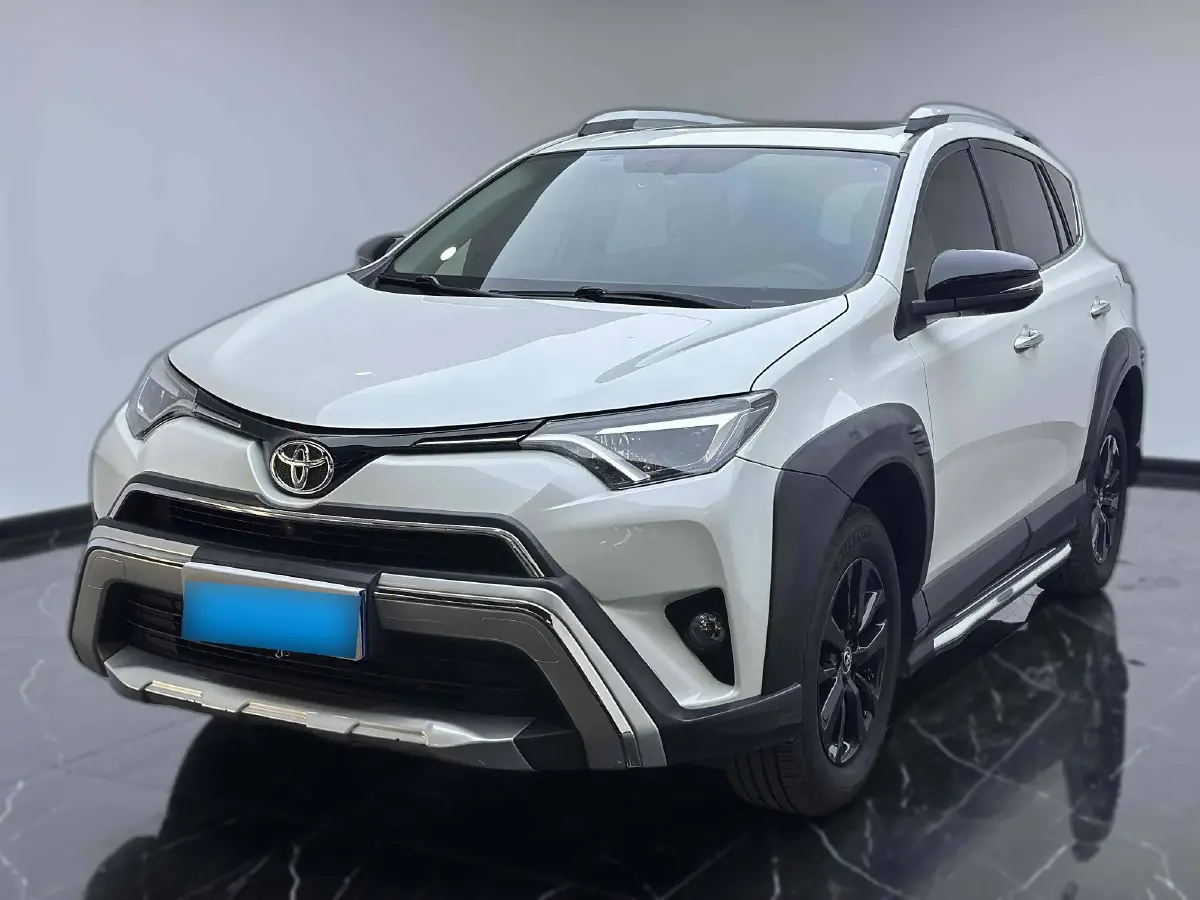 2019 Toyota RAV4 2.0L 151HP L4 CVT