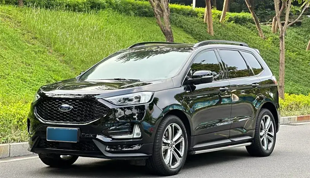 2020 Ford Edge 2.0T 245HP L4 8AT