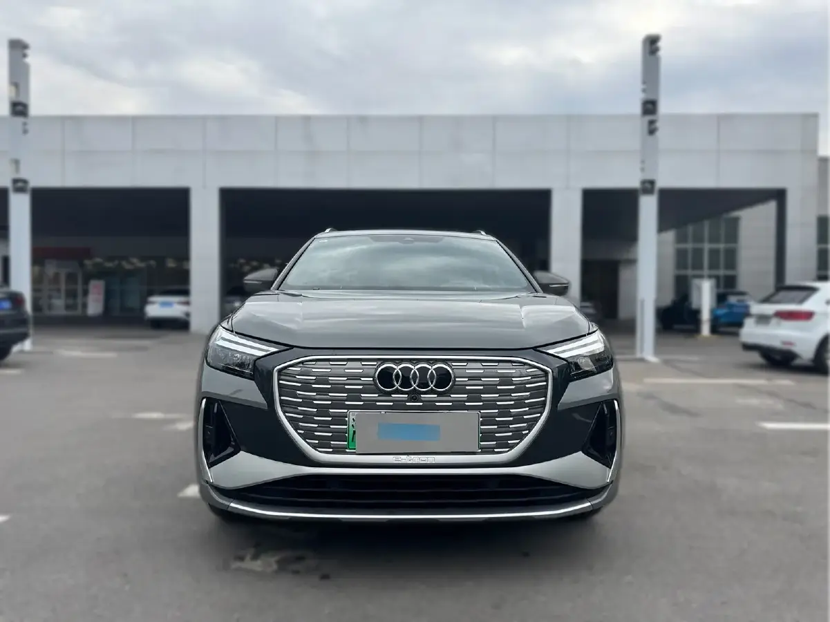 2023 Audi Q4 e-tron BEV 84.8KWH