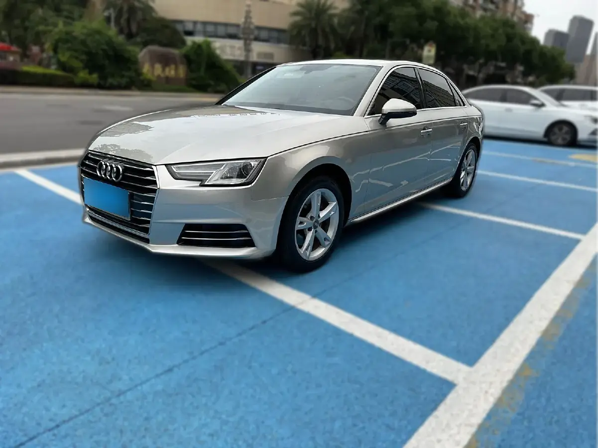 2018 Audi A4L 1.4T 150HP L4 7DCT
