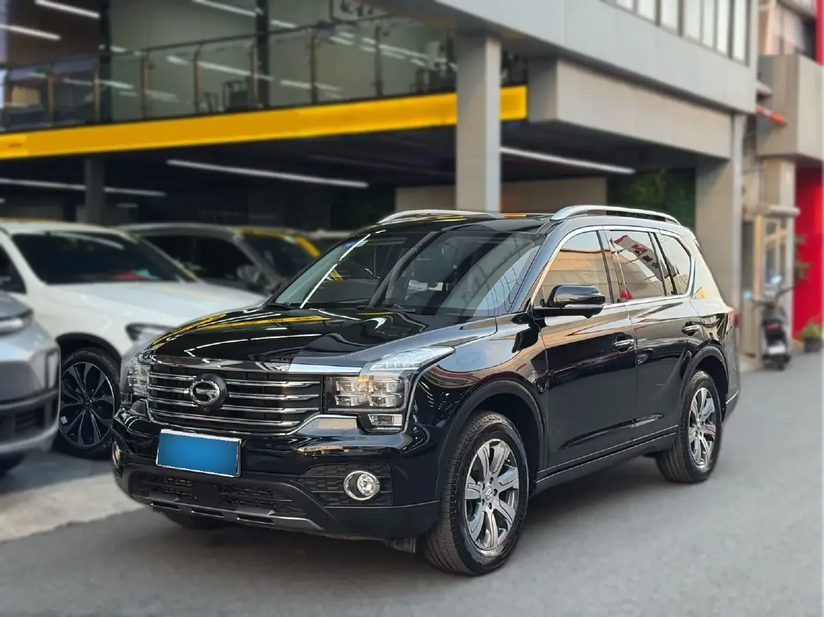 2017 GAC Trumpchi GS7 2.0T 201HP L4 6AT