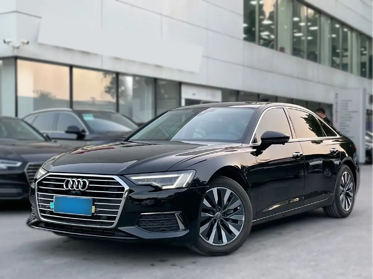 2019 Audi A6L 2.0T 190HP L4 7DCT