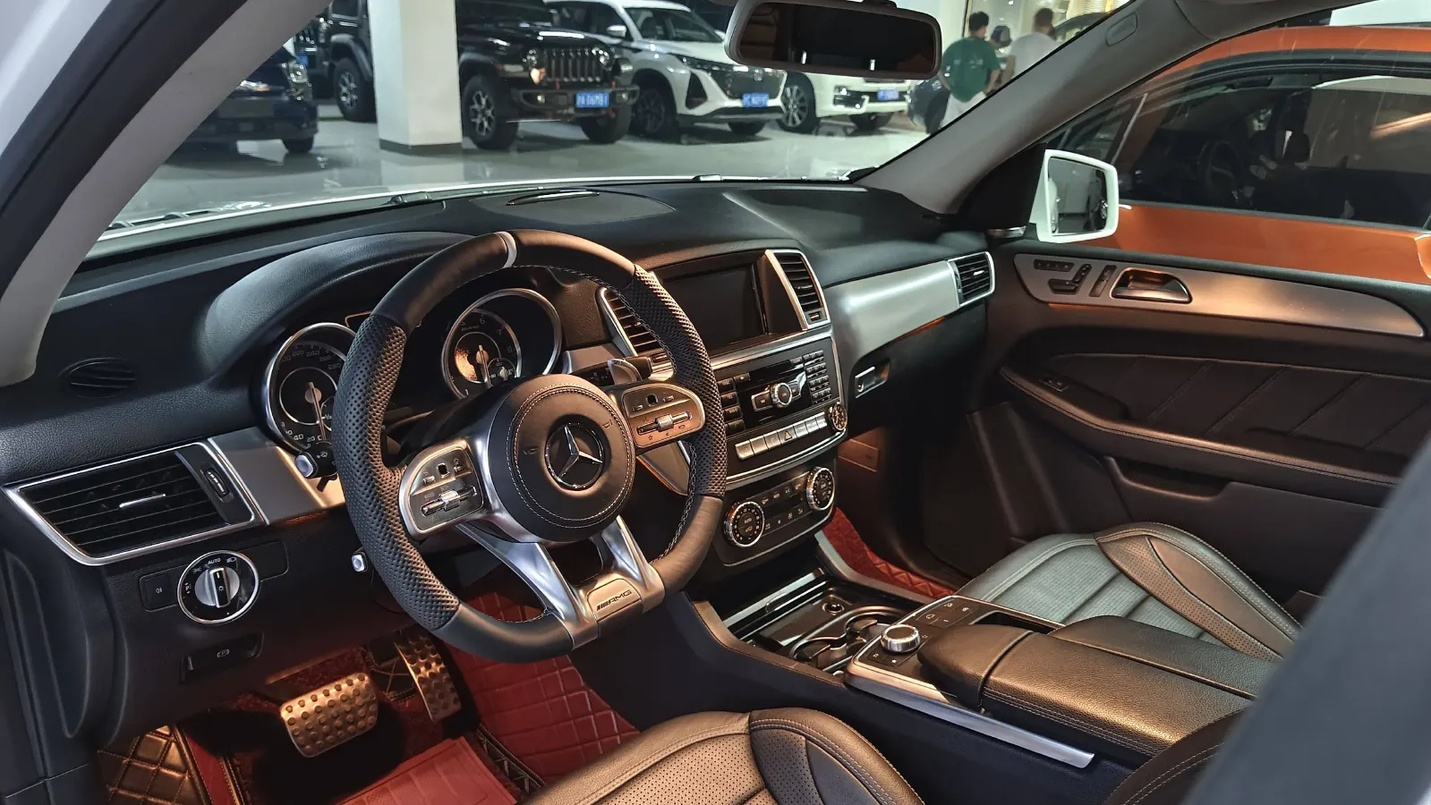 2012 Mercedes-Benz M AMG 5.5T 525HP V8 7AT,autocango,china used car exporter,china ev exporter,chinese used car exporter,chinese used ev exporter