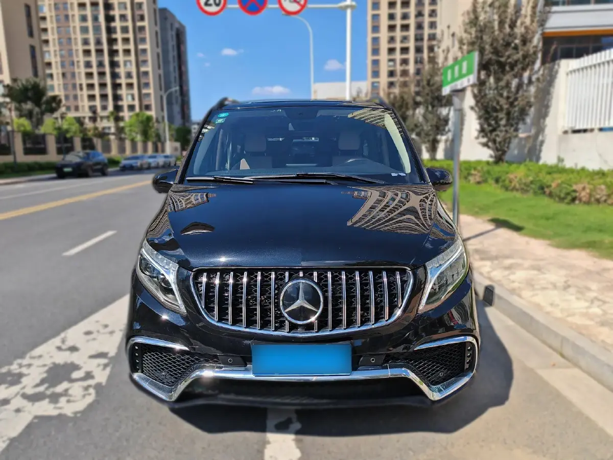 2018 Mercedes-Benz Vito 2.0T 211HP L4 7AT