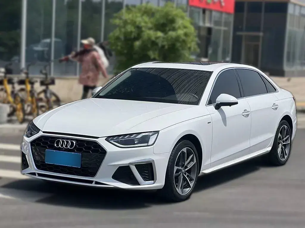 2021 Audi A4L 2.0T 190HP L4 7DCT