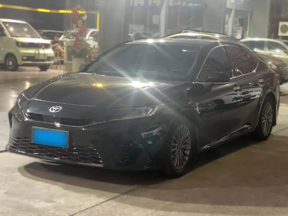 2024 Toyota Camry 2.0L 173HP L4 CVT