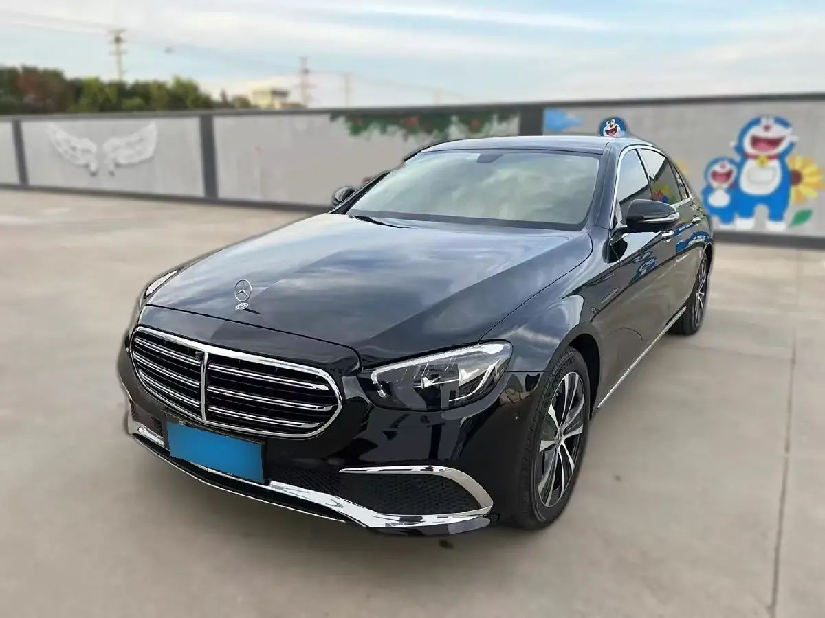 2022 Mercedes-Benz E Class 2.0T 211HP L4 9AT PHEV 25.4KWH