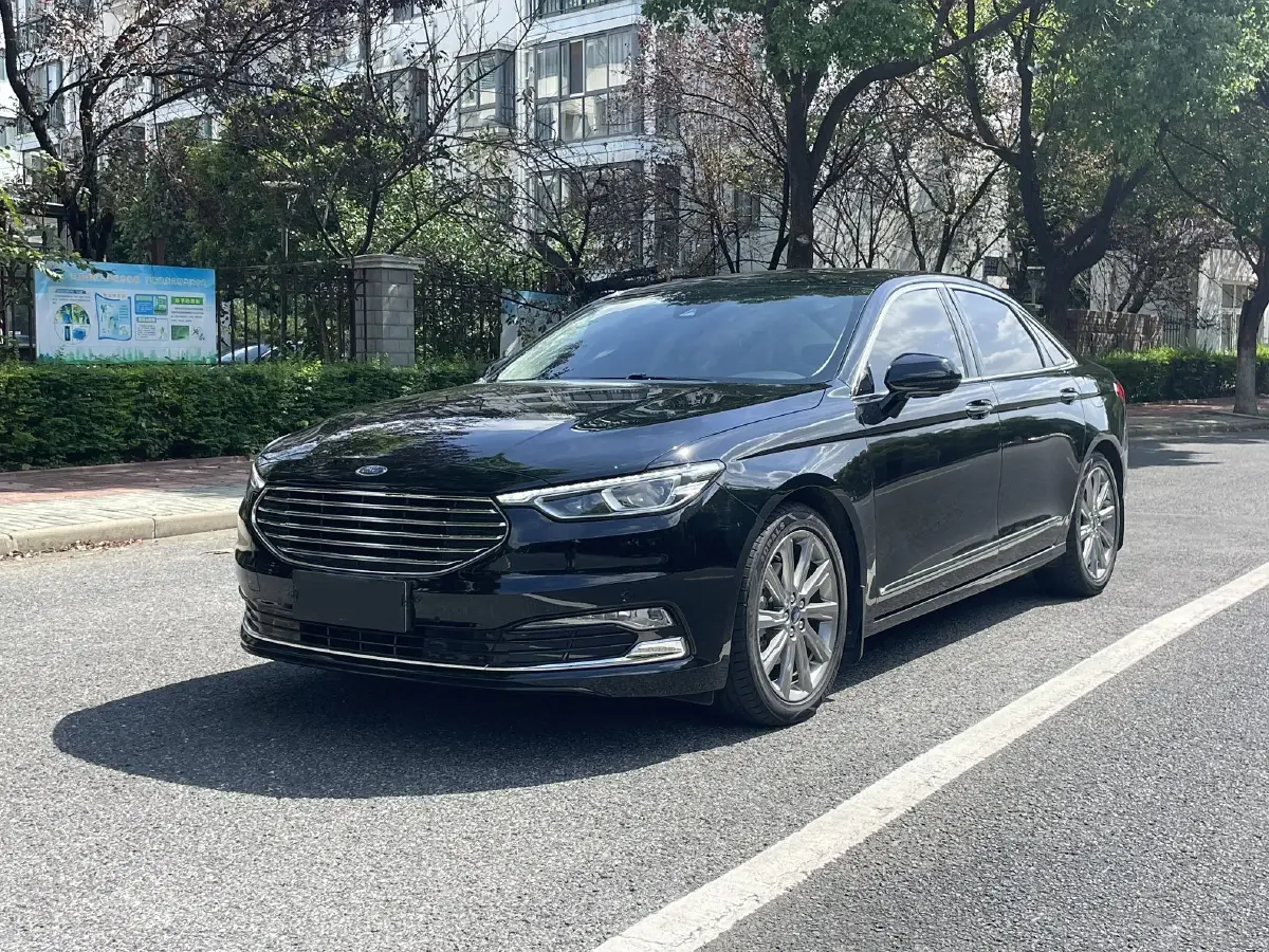 2019 Ford Taurus 2.0T 245HP L4 8AT