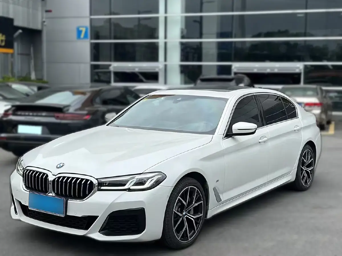 2021 BMW 5 Series 2.0T 252HP L4 8AT