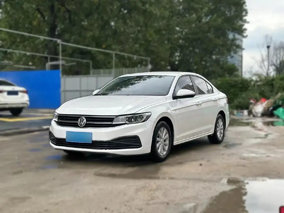 2020 Volkswagen Bora 1.5L 113HP L4 5MT