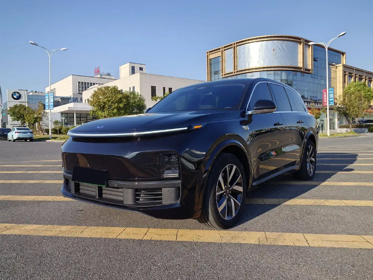 2023 Li L8 Range Extended 154HP REEV 40.9KWH