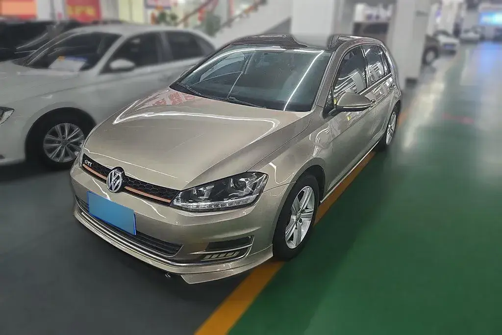 2015 Volkswagen Golf 1.4T 131HP L4 7DCT