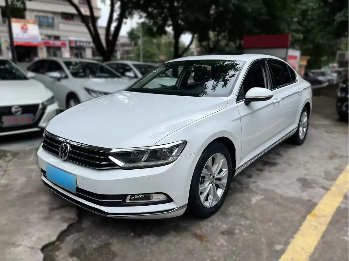 2018 Volkswagen Magotan 1.8T 180HP L4 7DCT