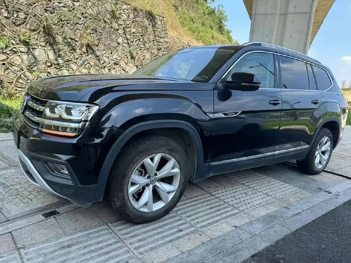 2020 Volkswagen Teramont 2.0T 220HP L4 7DCT