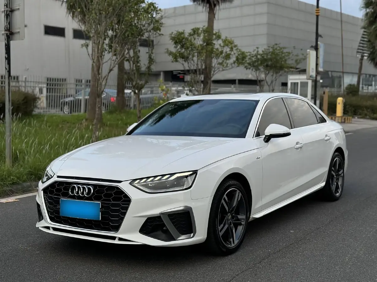 2020 Audi A4L 2.0T 190HP L4 7DCT