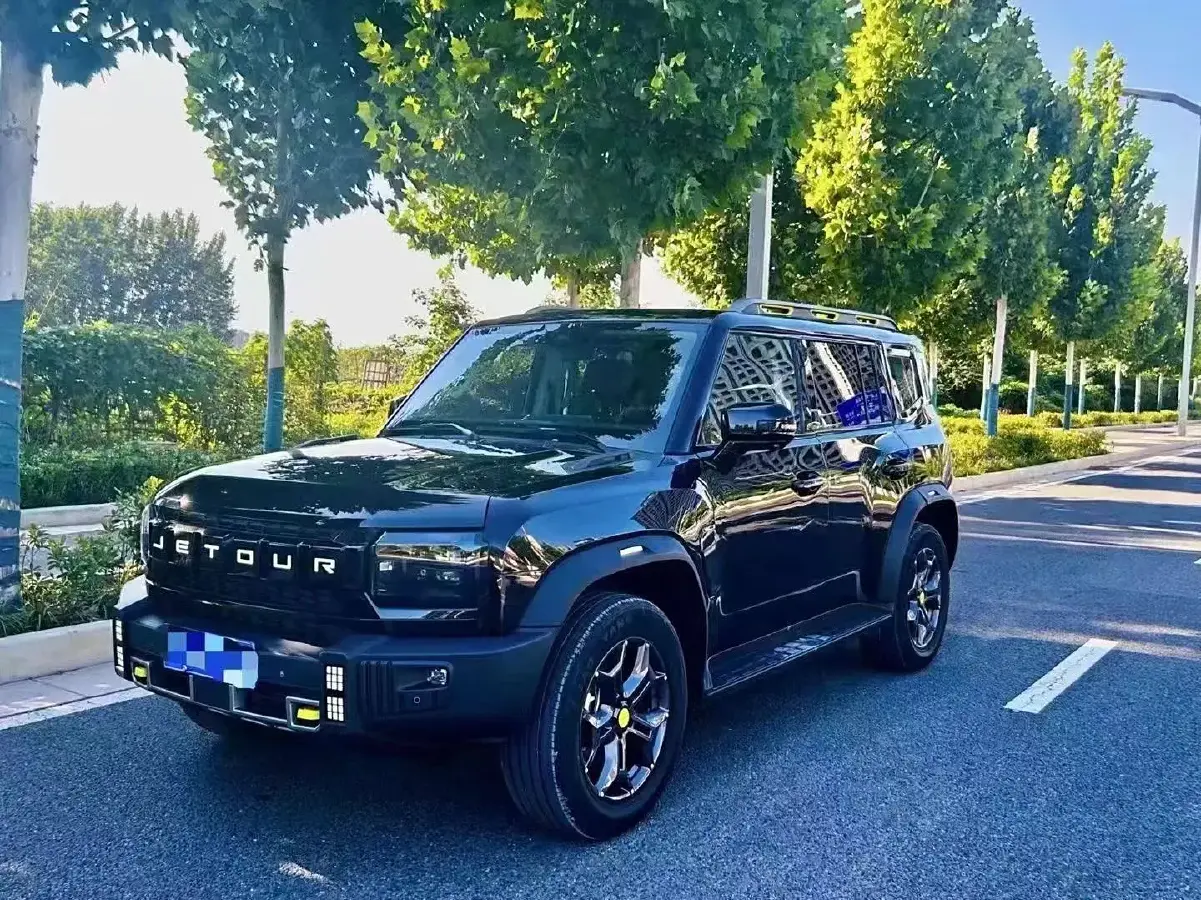 2023 Jetour Traveller 2.0T 254HP L4 7DCT