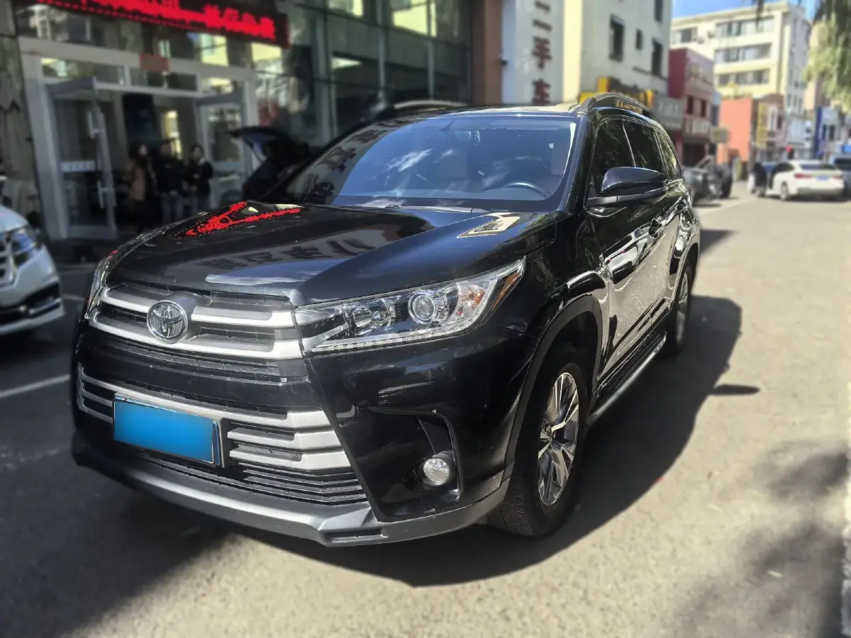 2018 Toyota Highlander 2.0T 220HP L4 6AT