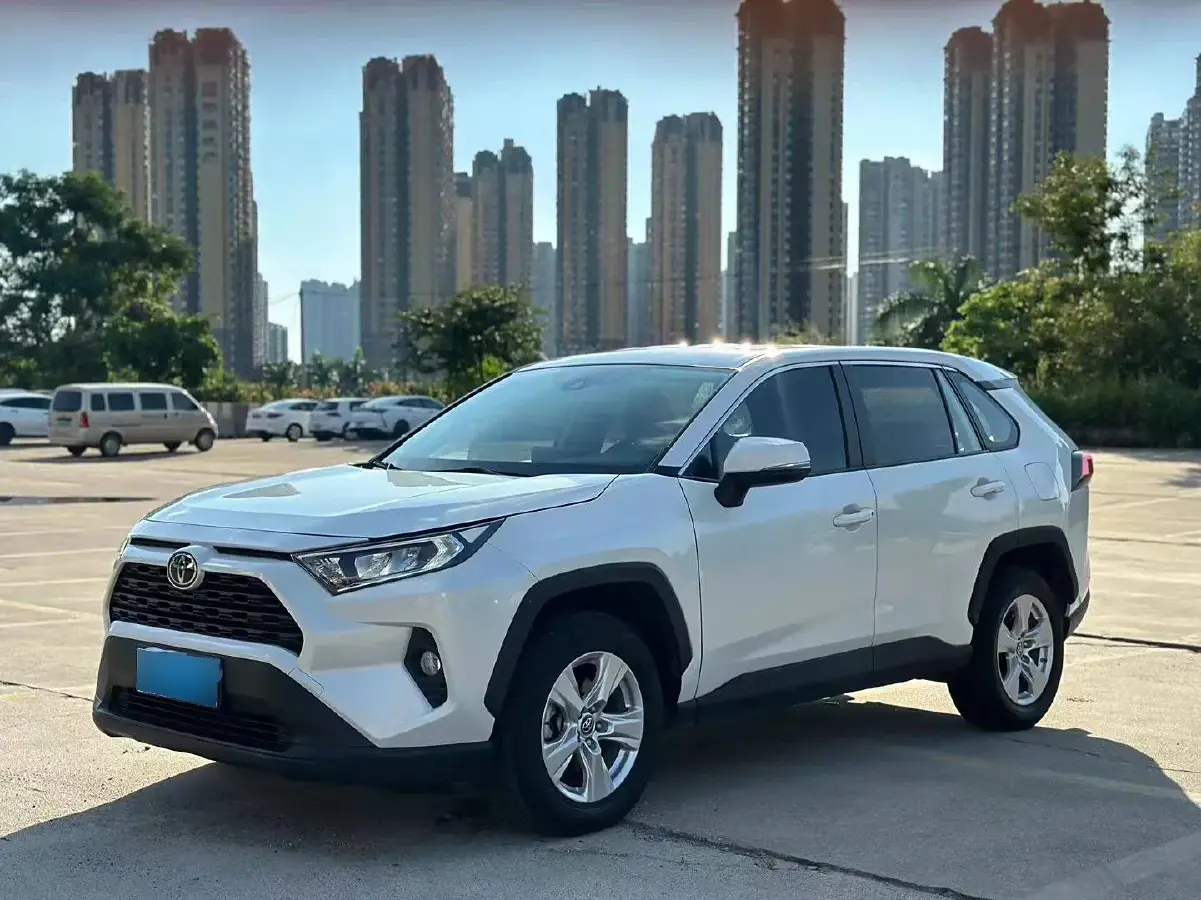 2021 Toyota RAV4 2.0L 171HP L4 CVT