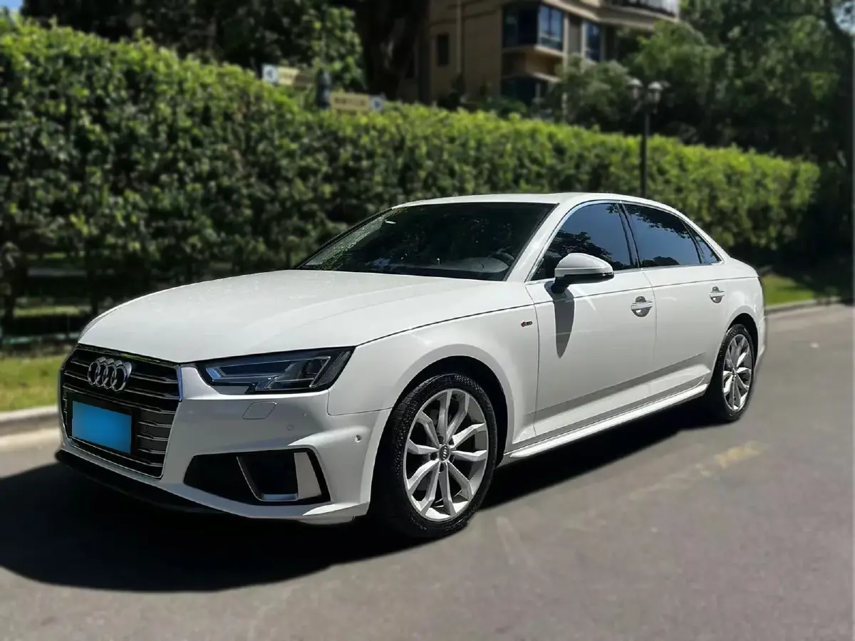 2019 Audi A4L 2.0T 190HP L4 7DCT