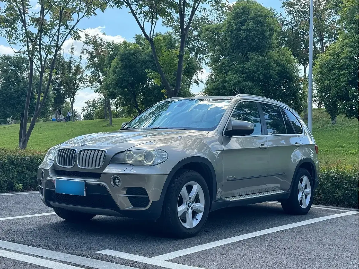 2011 BMW X5 3.0T 306HP L6 8AT