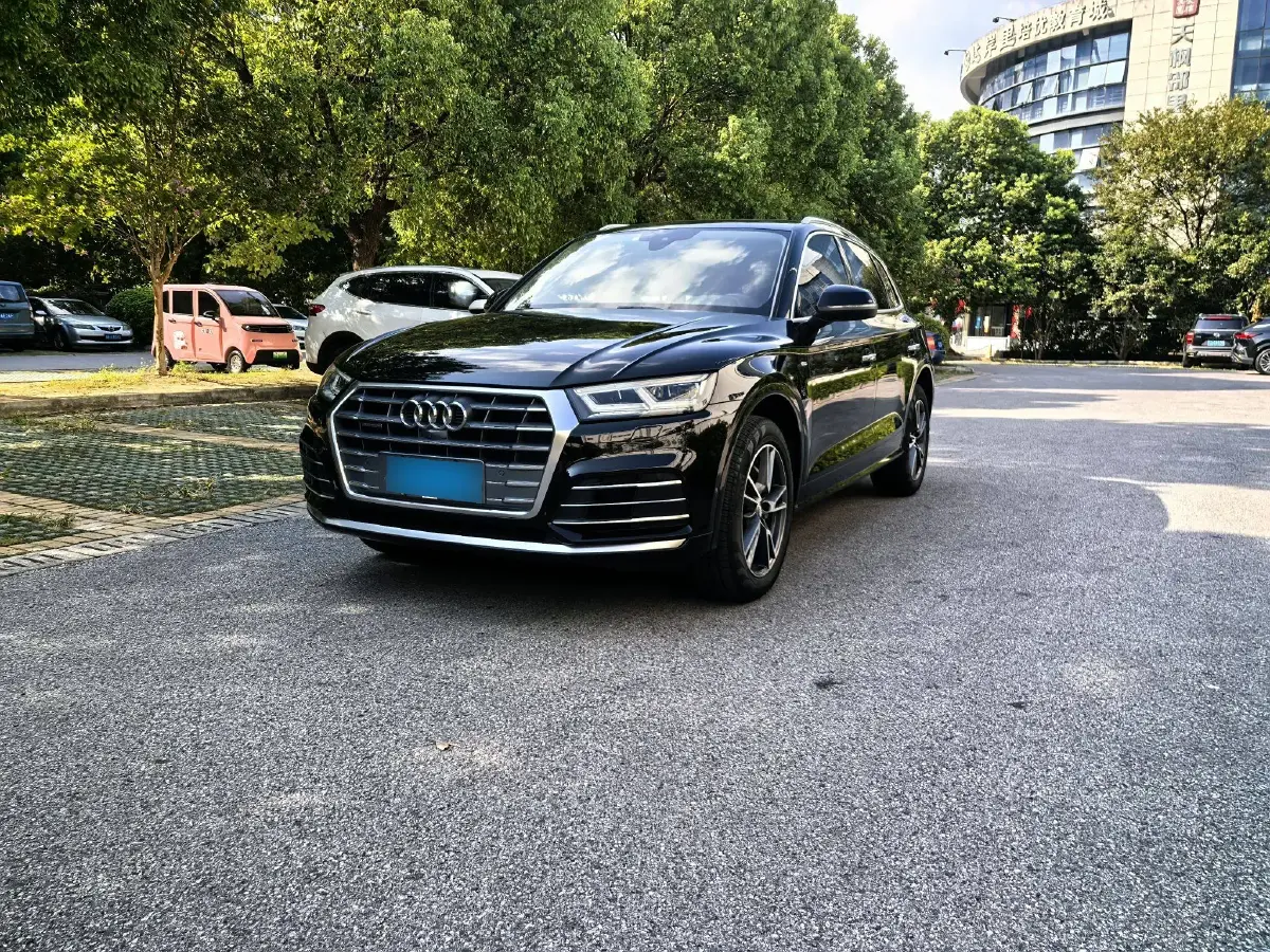 2020 Audi Q5L 2.0T 252HP L4 7DCT