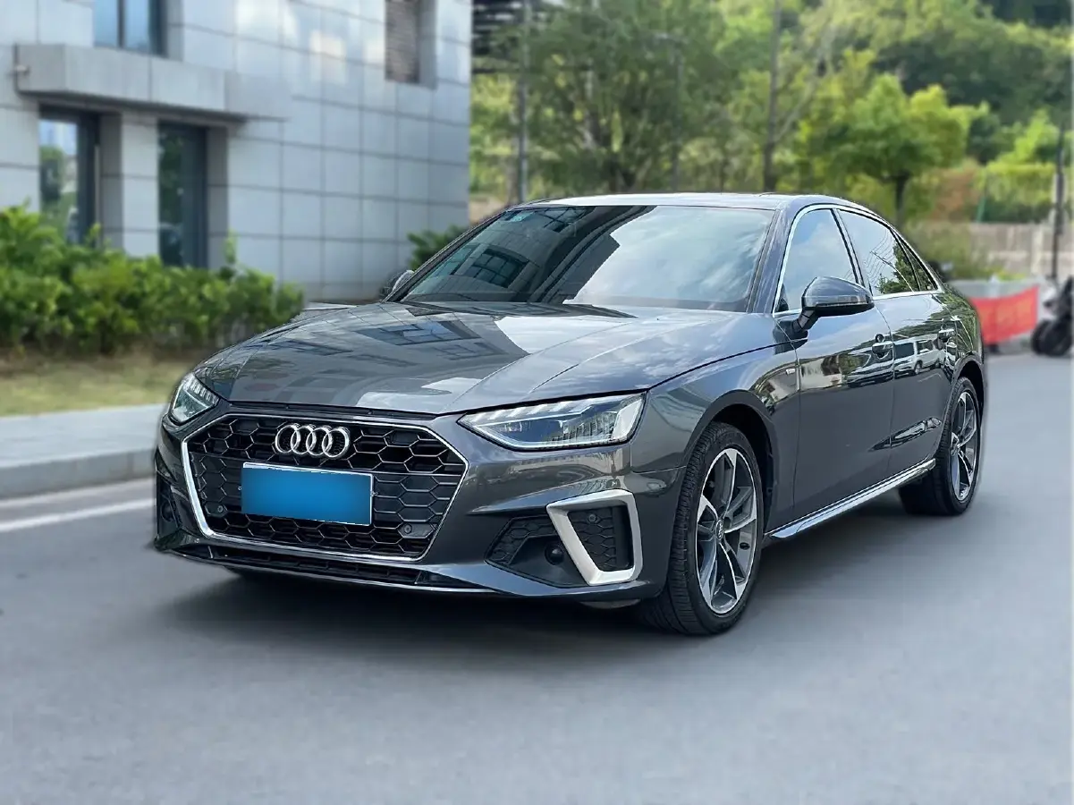 2020 Audi A4L 2.0T 190HP L4 7DCT