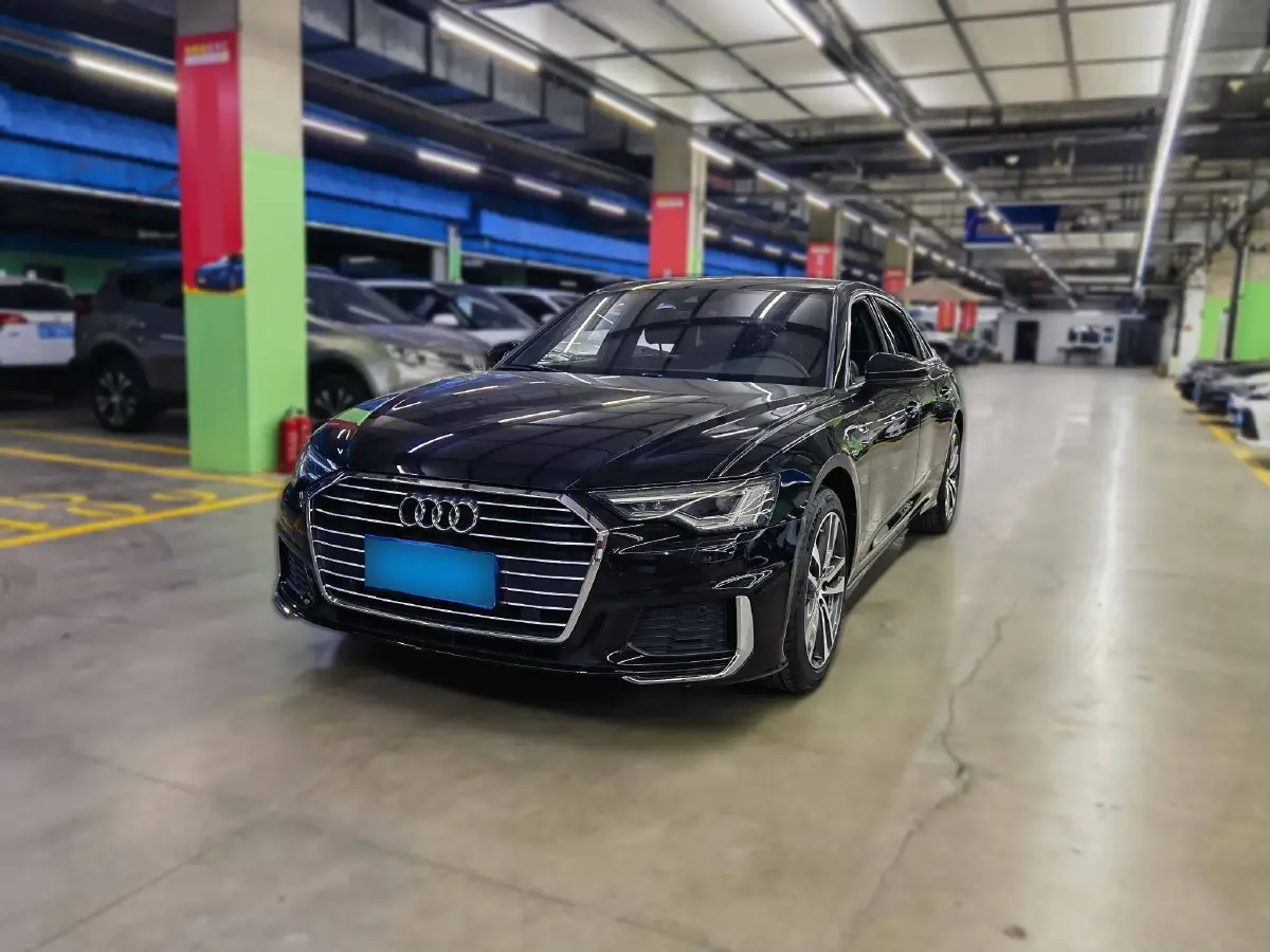 2021 Audi A6L 2.0T 190HP L4 7DCT
