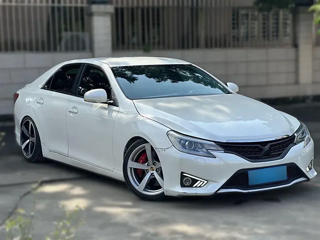 2013 Toyota Reiz 2.5L 193HP V6 6AT