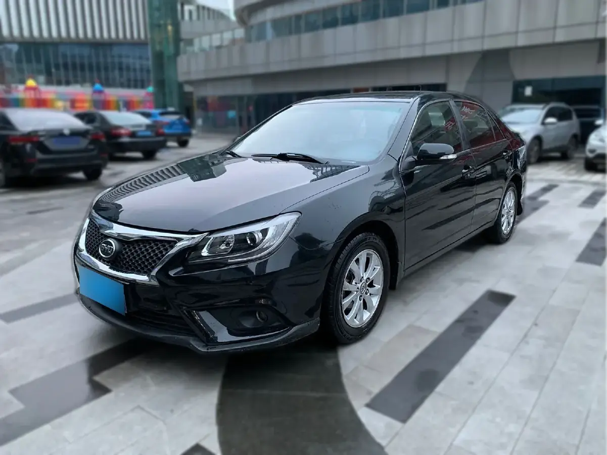 2013 BYD G6 2.0L 140HP L4 5MT