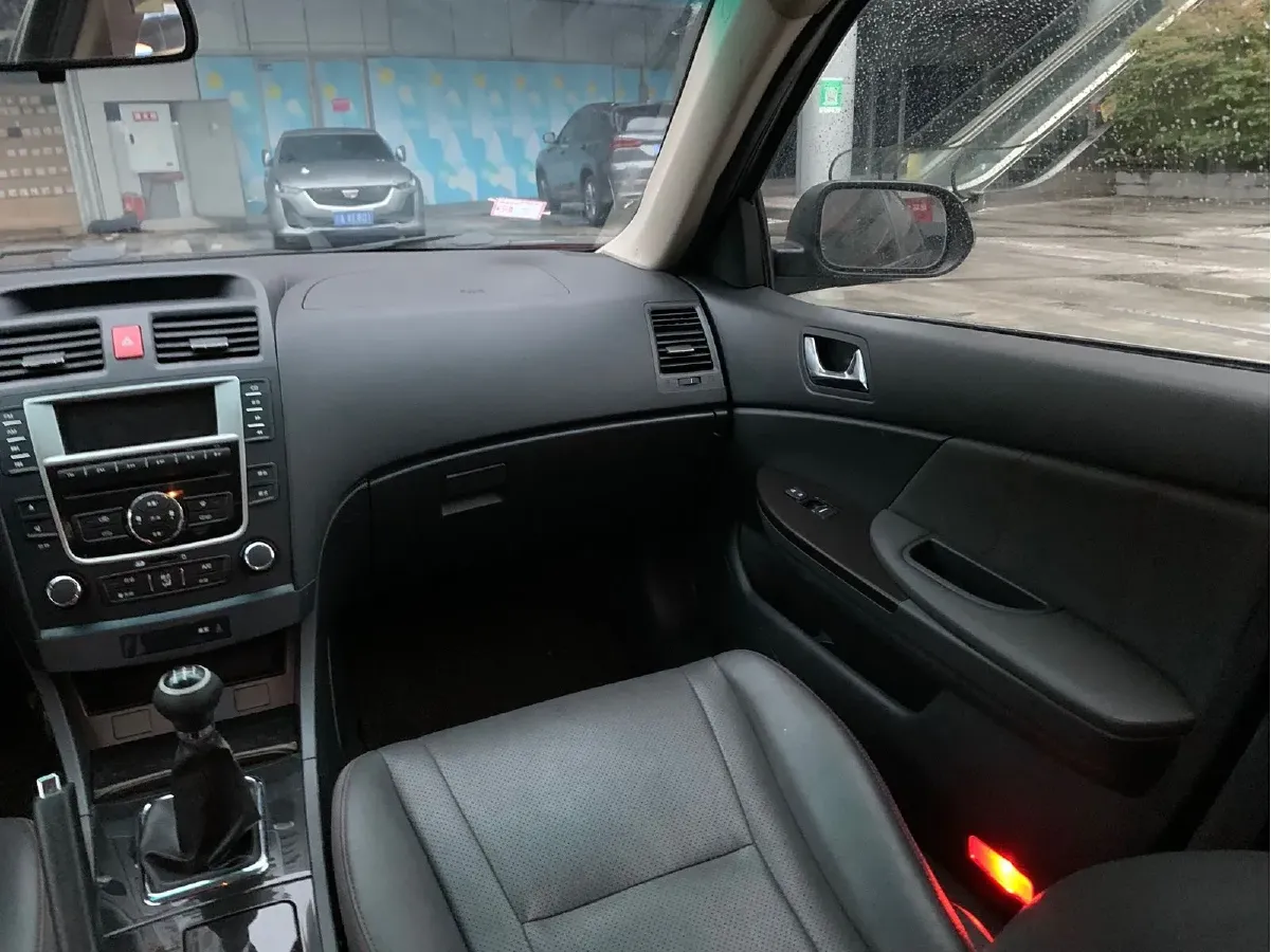 2013 BYD G6 2.0L 140HP L4 5MT,autocango,china used car exporter,china ev exporter,chinese used car exporter,chinese used ev exporter