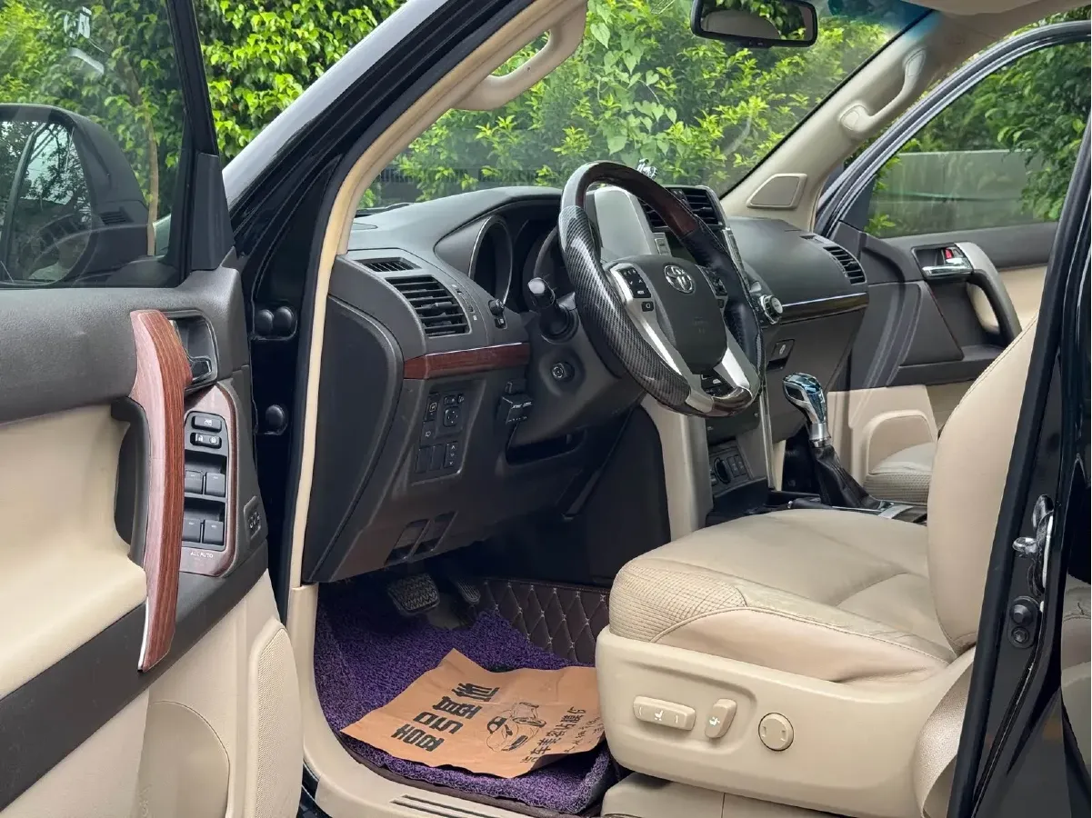 2010 Toyota Land Cruiser Prado 4.0L 275HP V6 5AT,autocango,china used car exporter,china ev exporter,chinese used car exporter,chinese used ev exporter