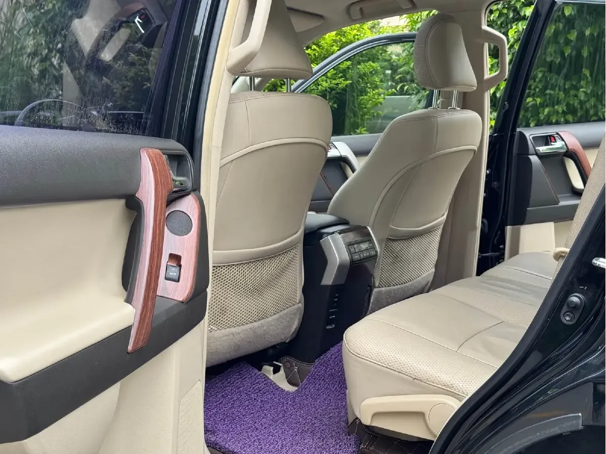 2010 Toyota Land Cruiser Prado 4.0L 275HP V6 5AT,autocango,china used car exporter,china ev exporter,chinese used car exporter,chinese used ev exporter