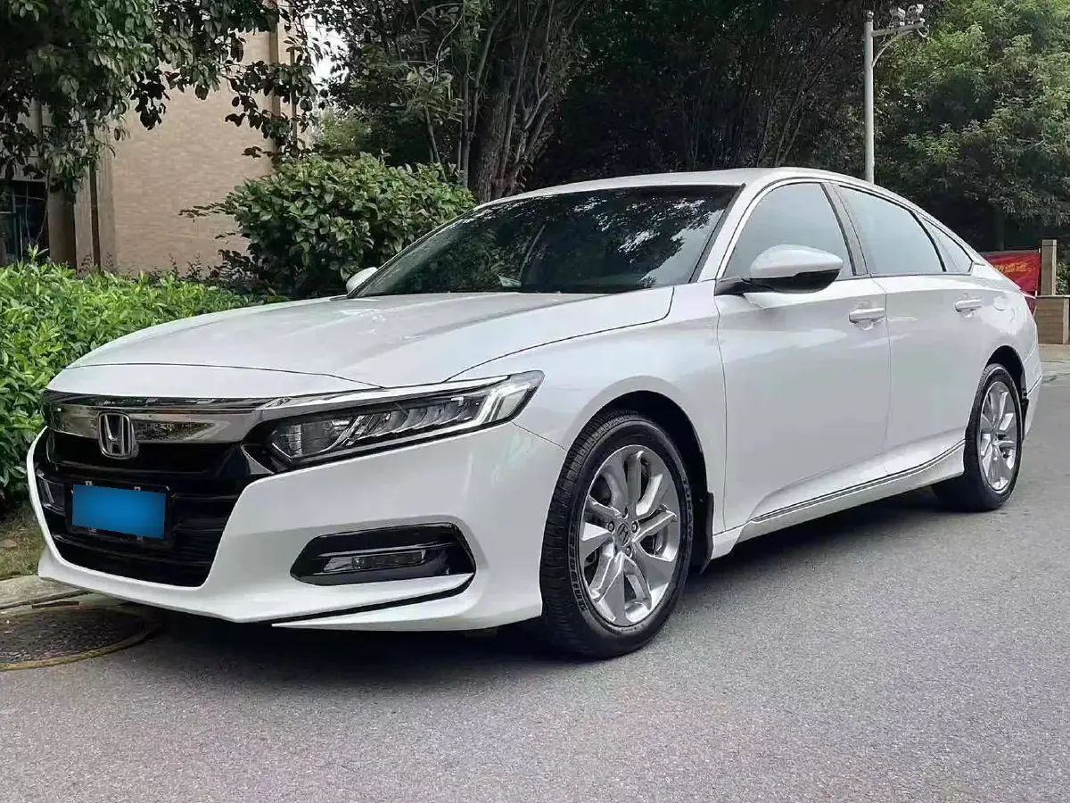 2018 Honda Accord 1.5T 194HP L4 CVT