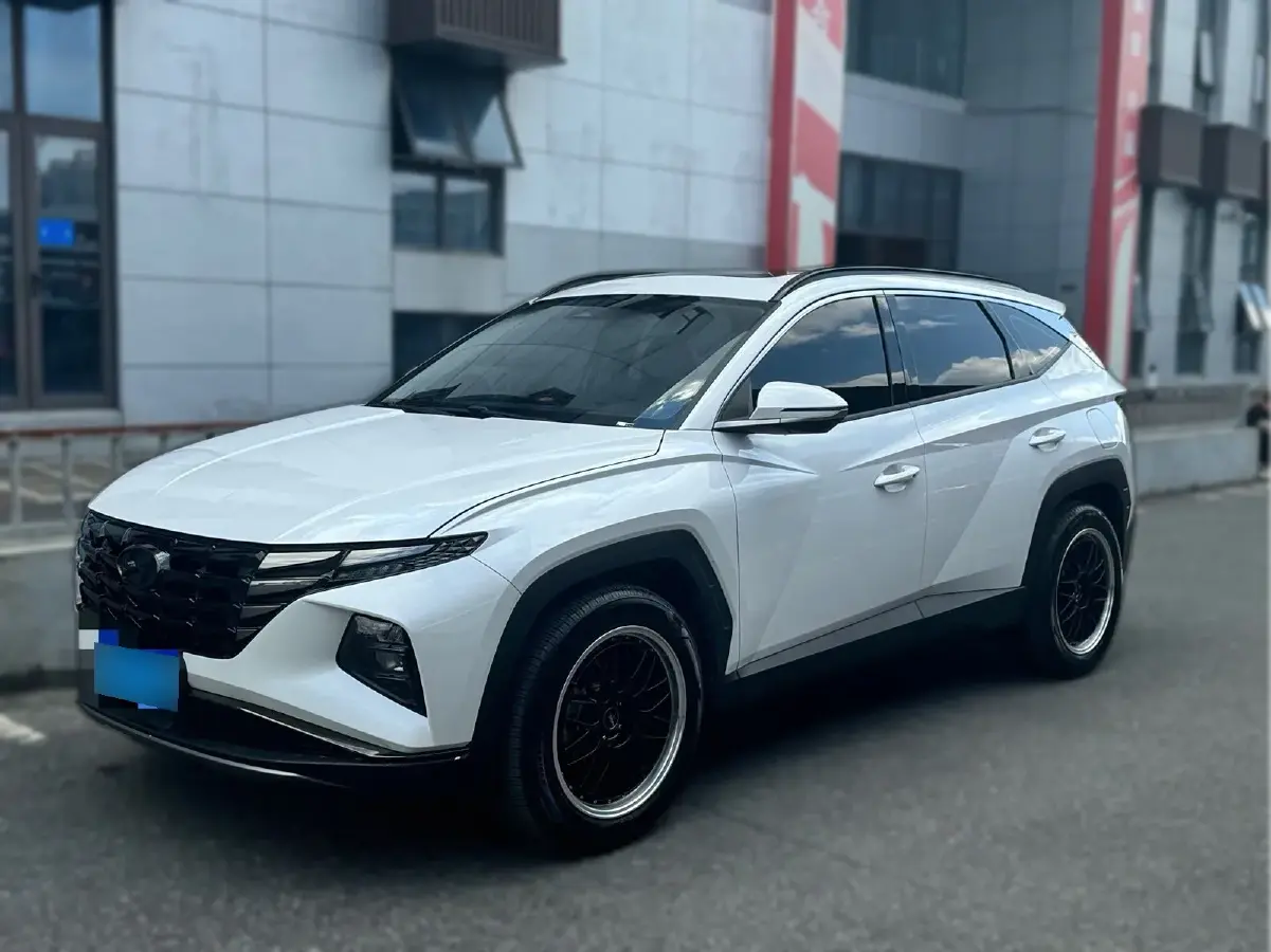2023 Hyundai Tucson 1.5T 200HP L4 8AT