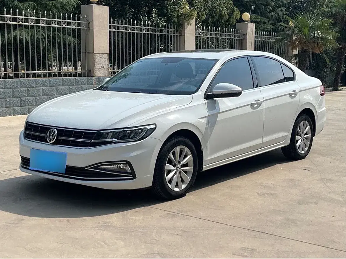 2019 Volkswagen Bora 1.5L 113HP L4 6AT