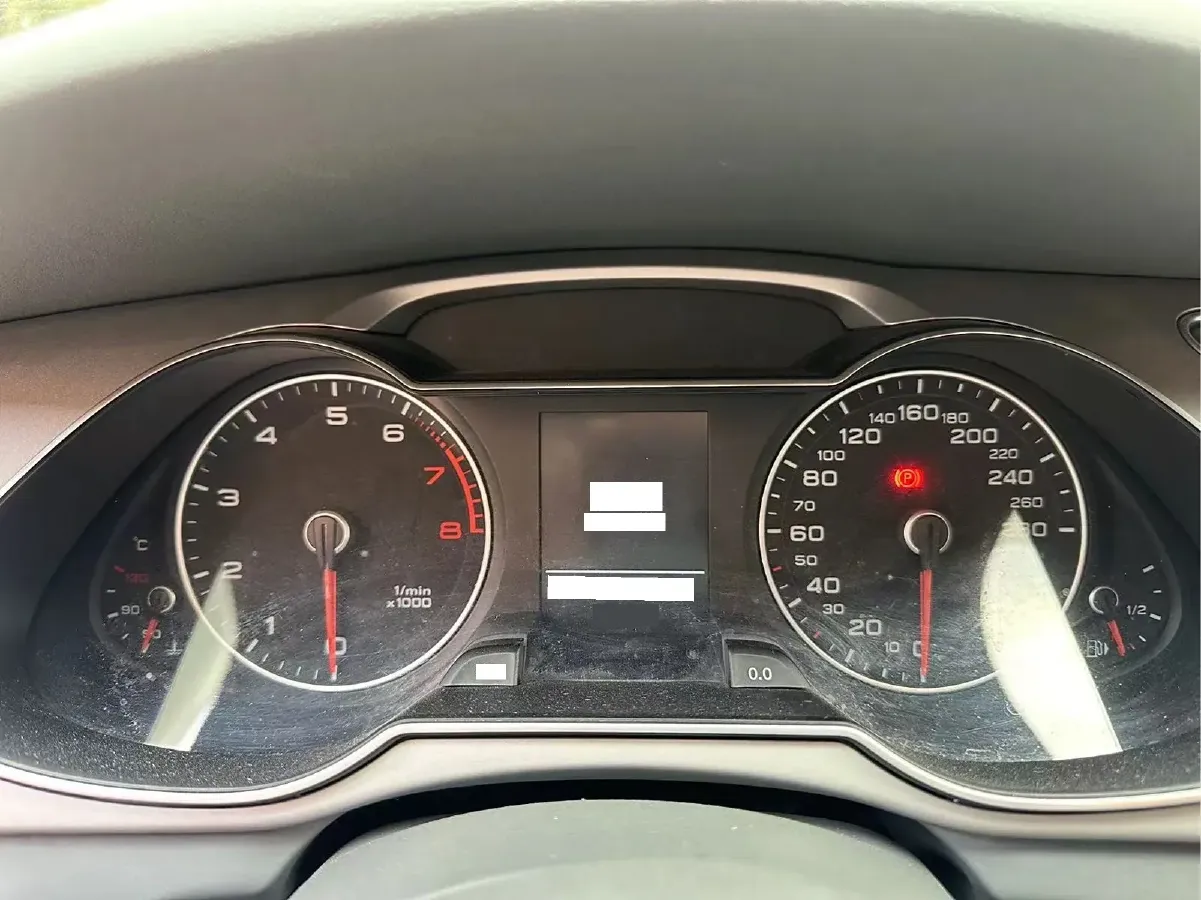 2015 Audi A4L 2.0T 180HP L4 CVT,autocango,china used car exporter,china ev exporter,chinese used car exporter,chinese used ev exporter