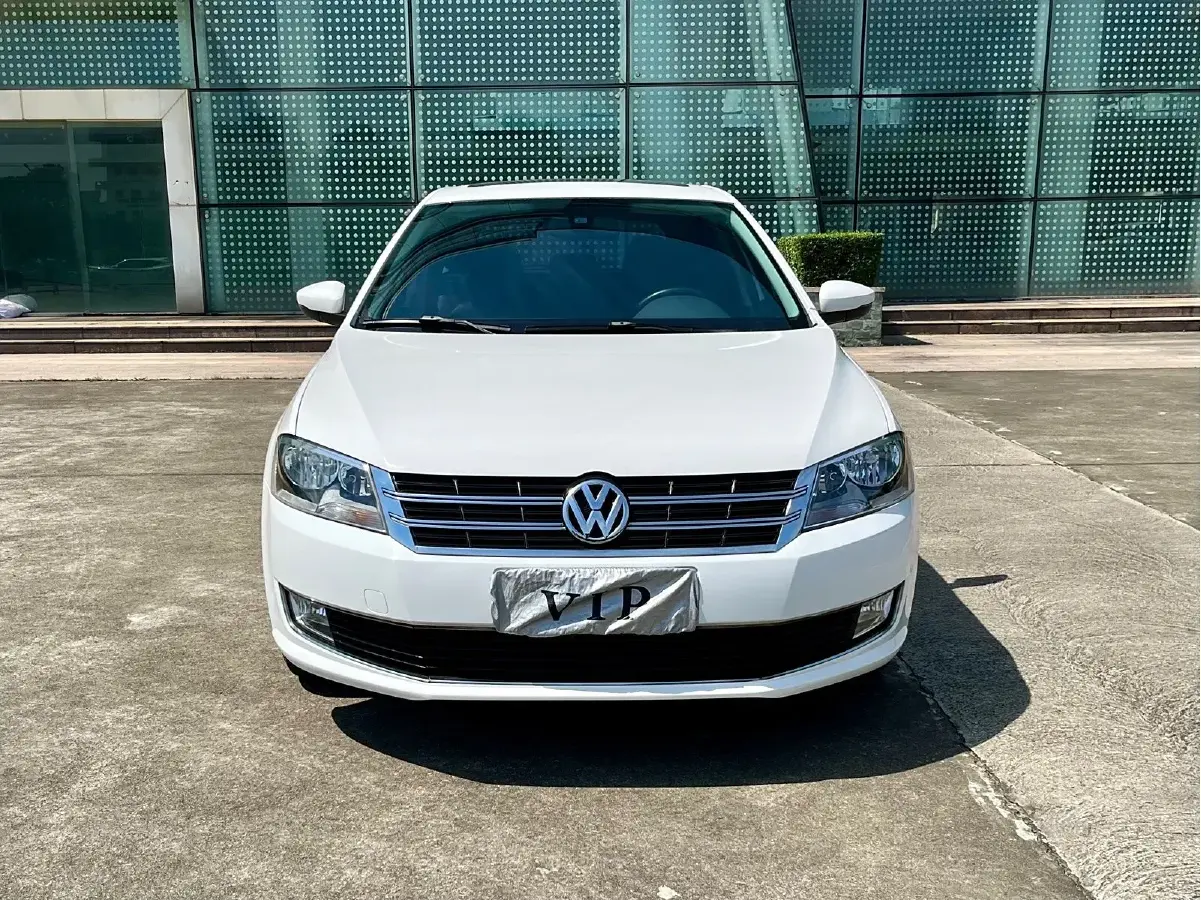 2013 Volkswagen Gran Lavida 1.4T 131HP L4 7DCT
