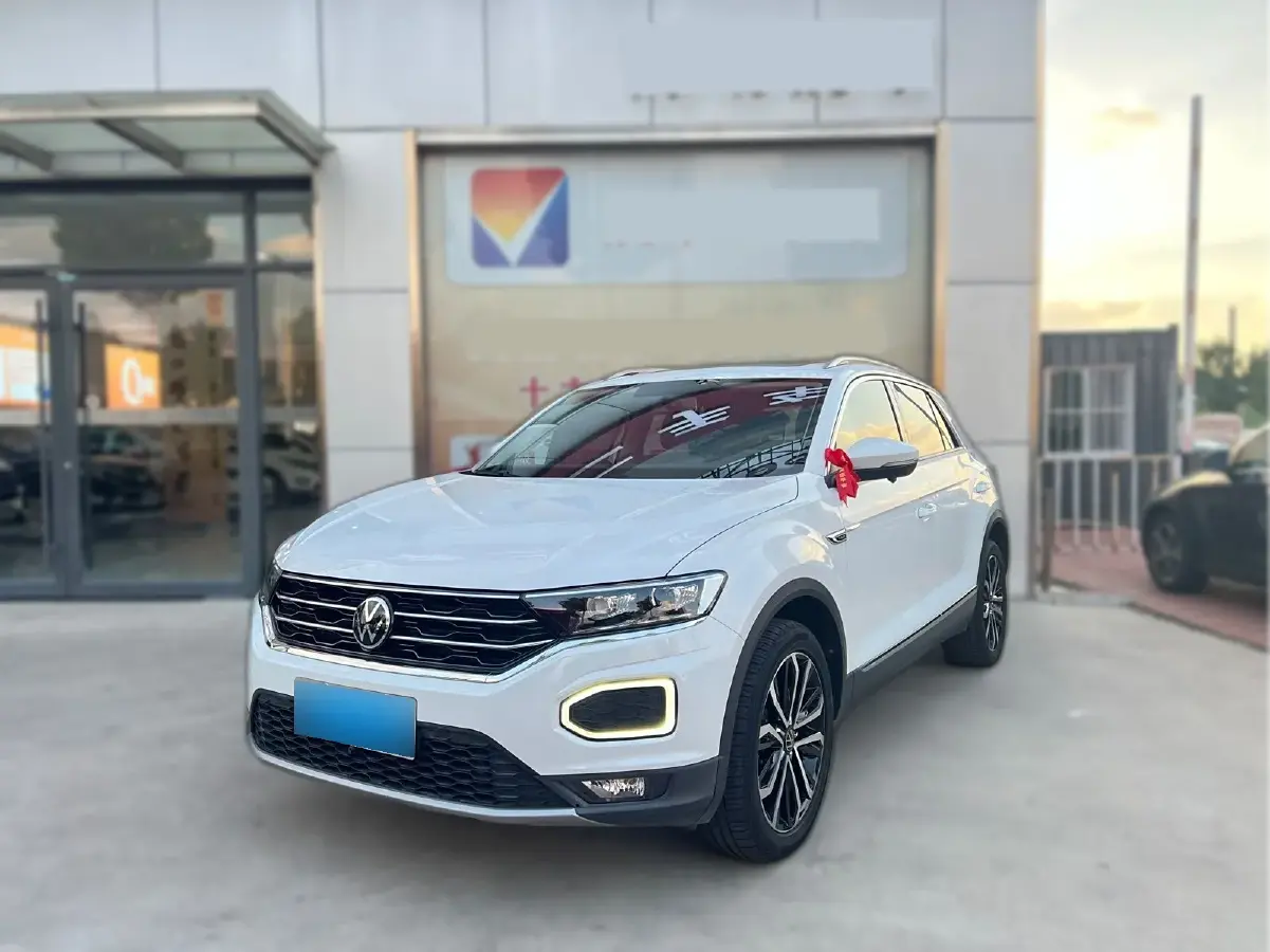 2021 Volkswagen T-Roc 1.4T 150HP L4 7DCT
