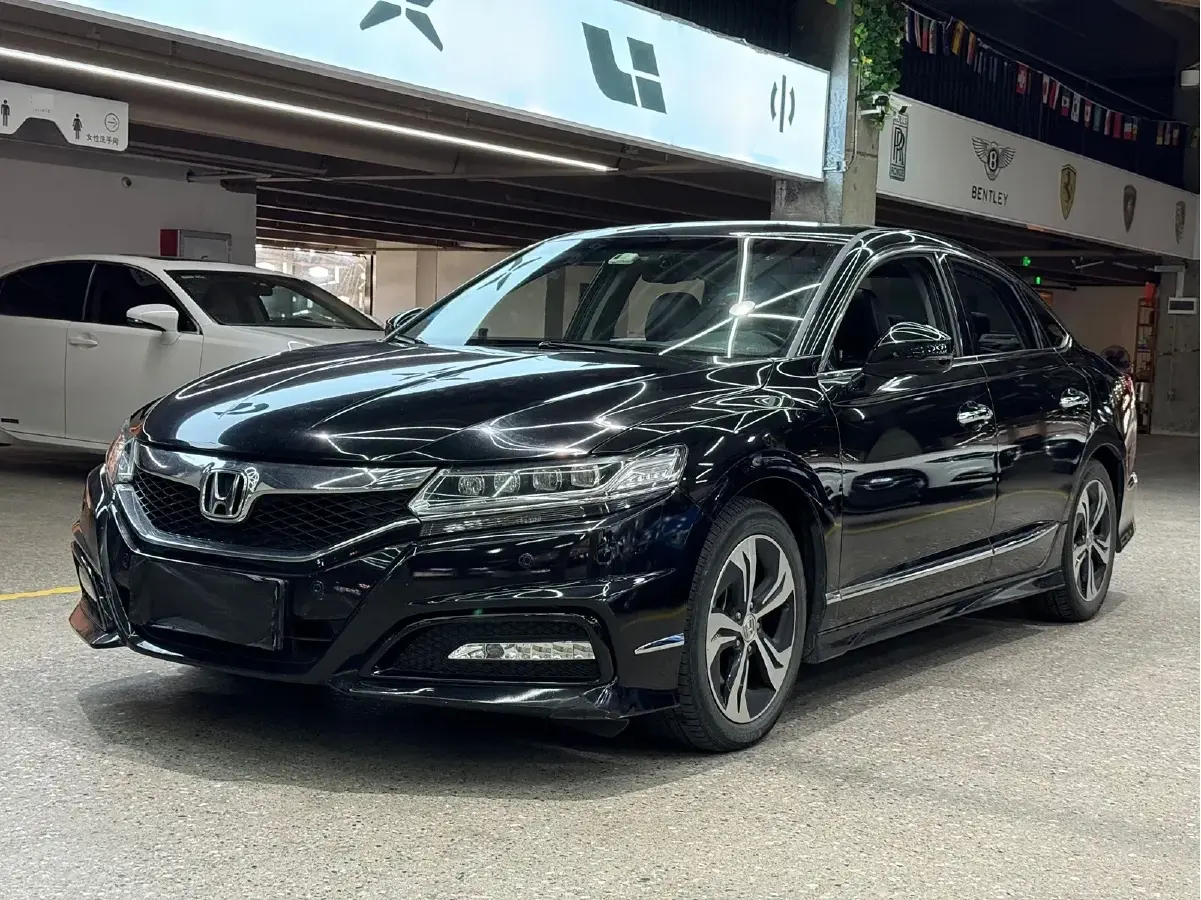 2017 Honda Spirior 2.4L 208HP L4 8DCT