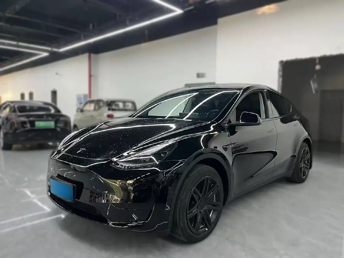 2022 Tesla Model Y BEV 60KWH