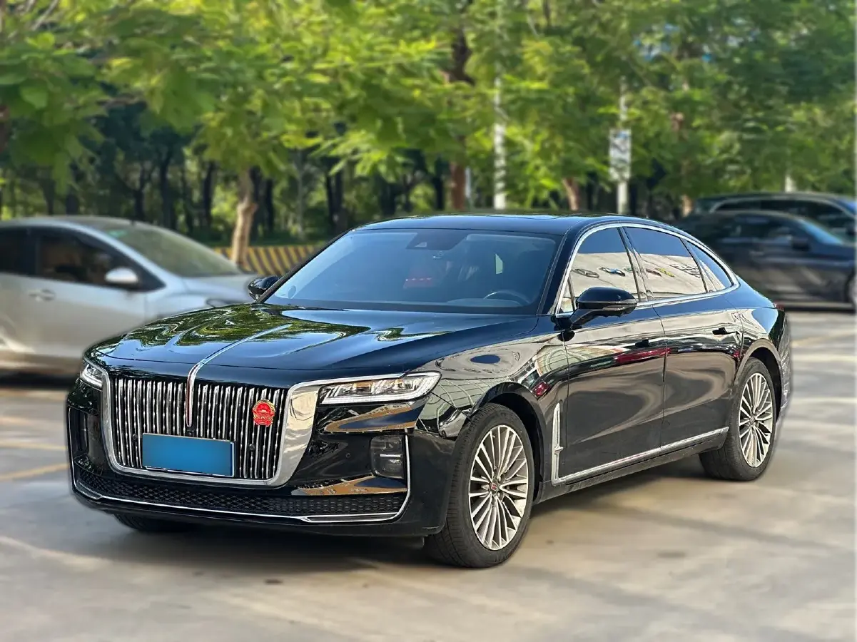 2020 HongQi H9 2.0T 252HP L4 7DCT
