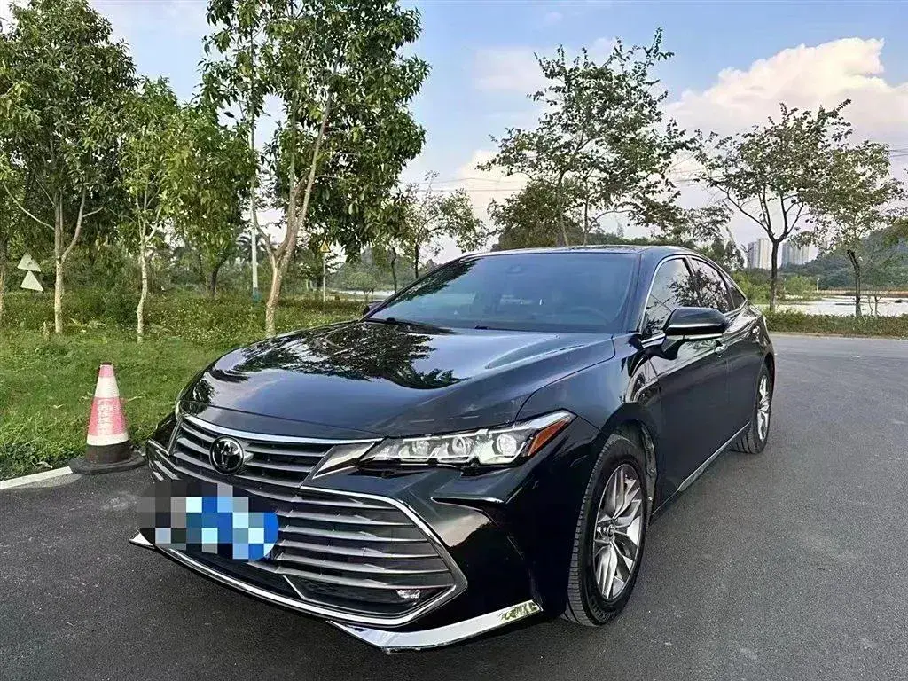 2019 Toyota Avalon 2.0L 178HP L4 CVT