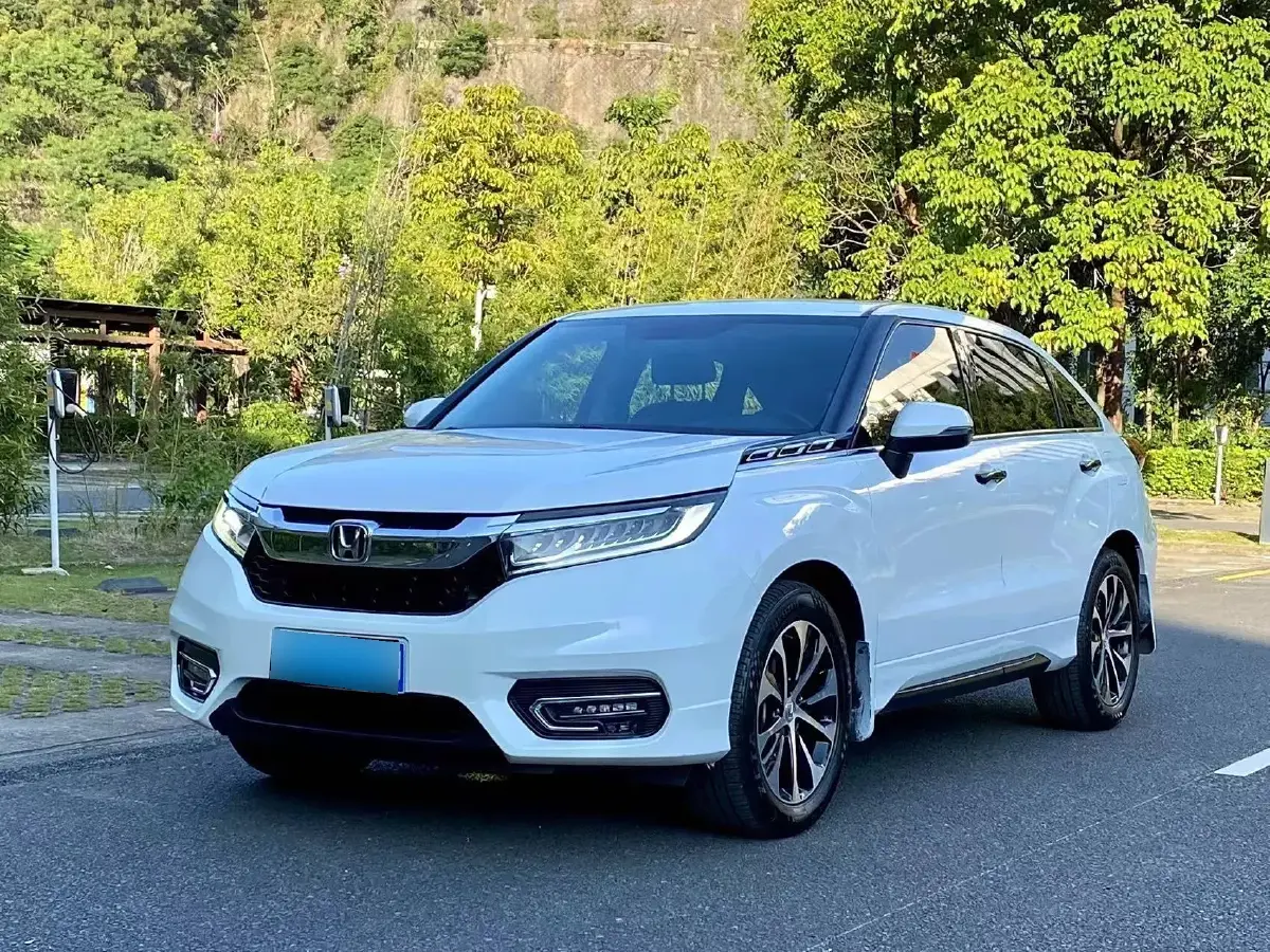 2017 Honda Avancier 1.5T 193HP L4 CVT