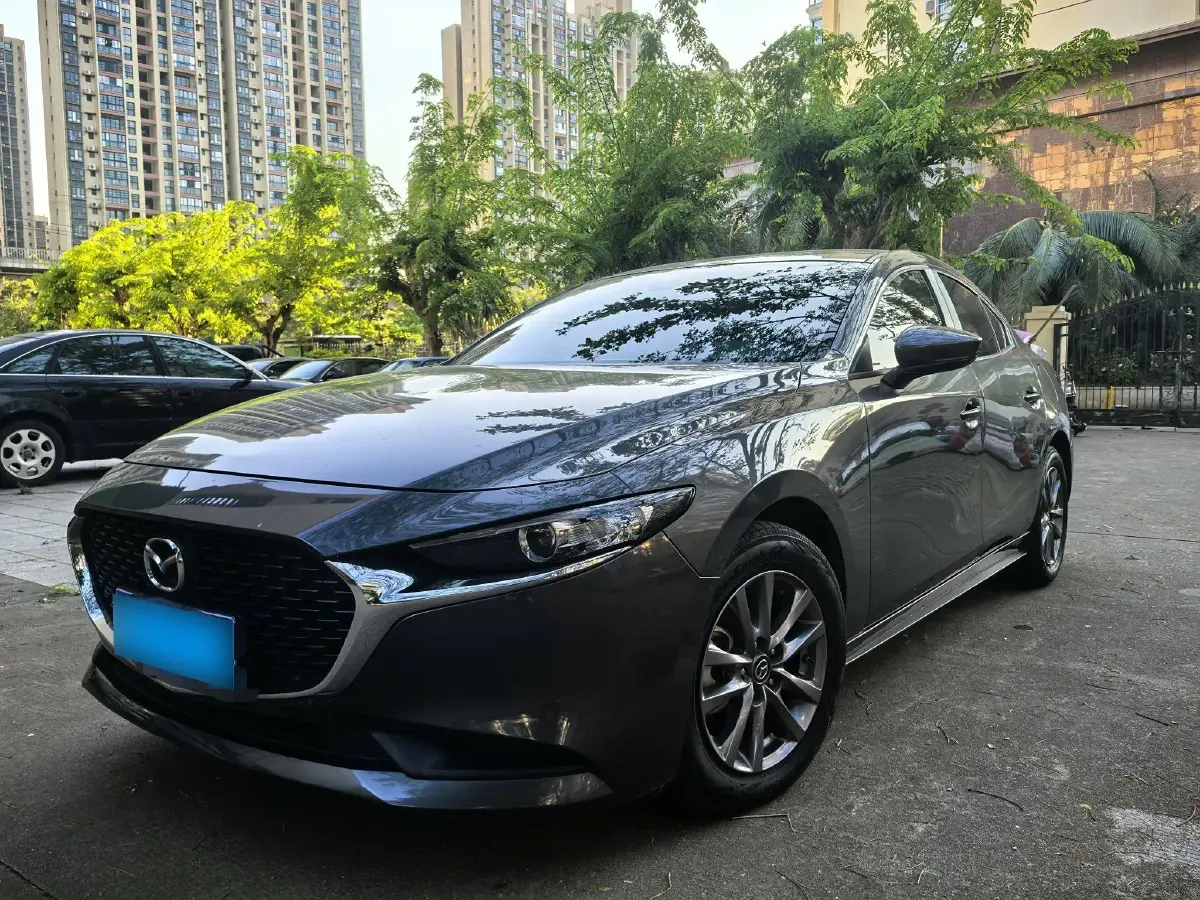 2021 Mazda 3 Axela 1.5L 117HP L4 6AT