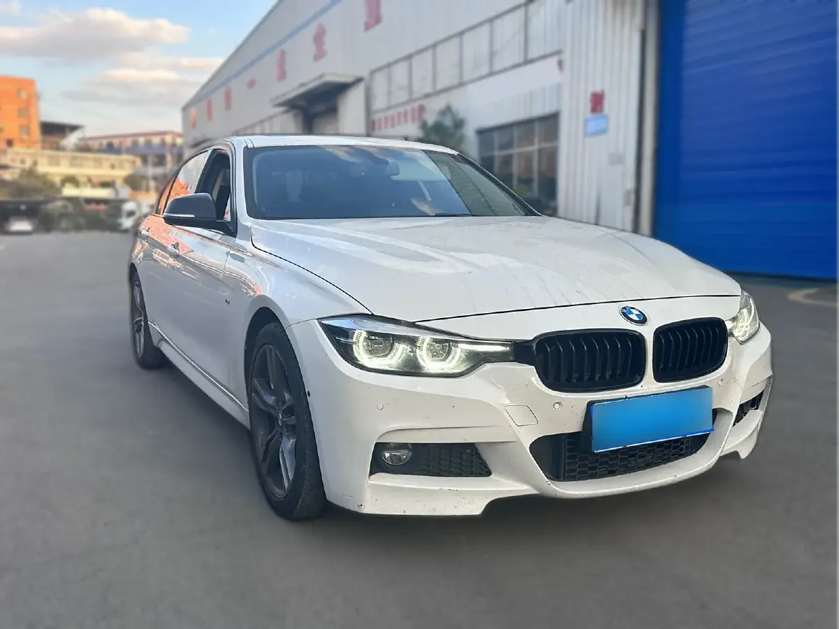 2018 BMW 3 Series 2.0T 184HP L4 8AT