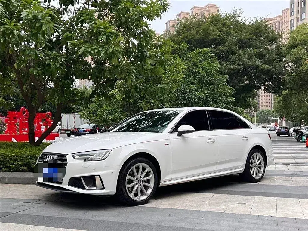 2019 Audi A4L 2.0T 190HP L4 7DCT