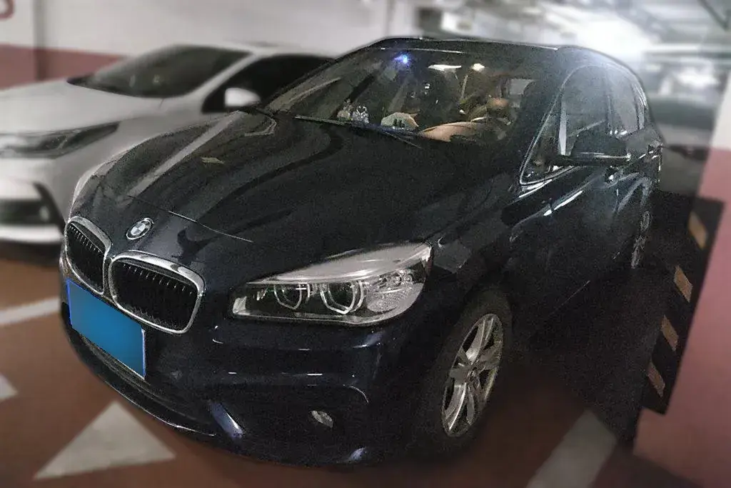 2016 BMW 2 Series Wagon 1.5T 136HP L3 6AT