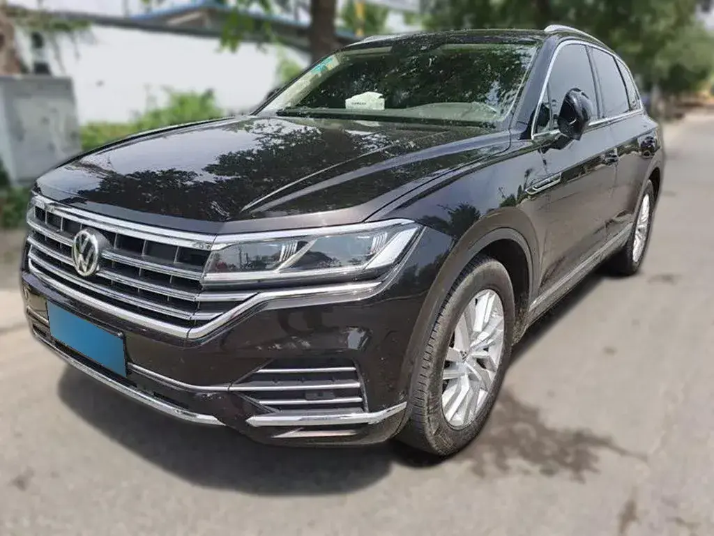 2021 Volkswagen Touareg 2.0T 245HP L4 8AT